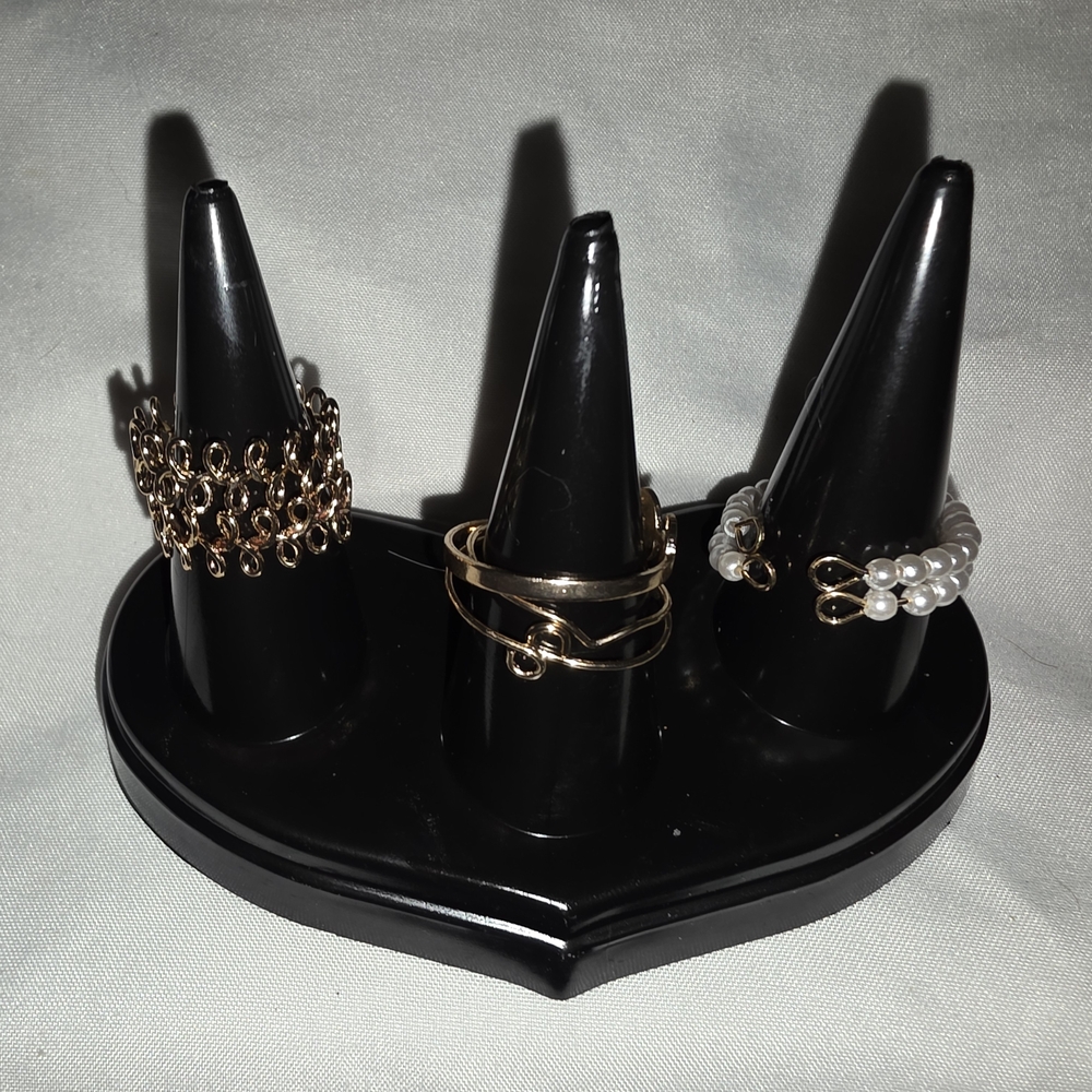 Elegant Gold and Pearl Ring Set Adjustable Sizze 8 / 9